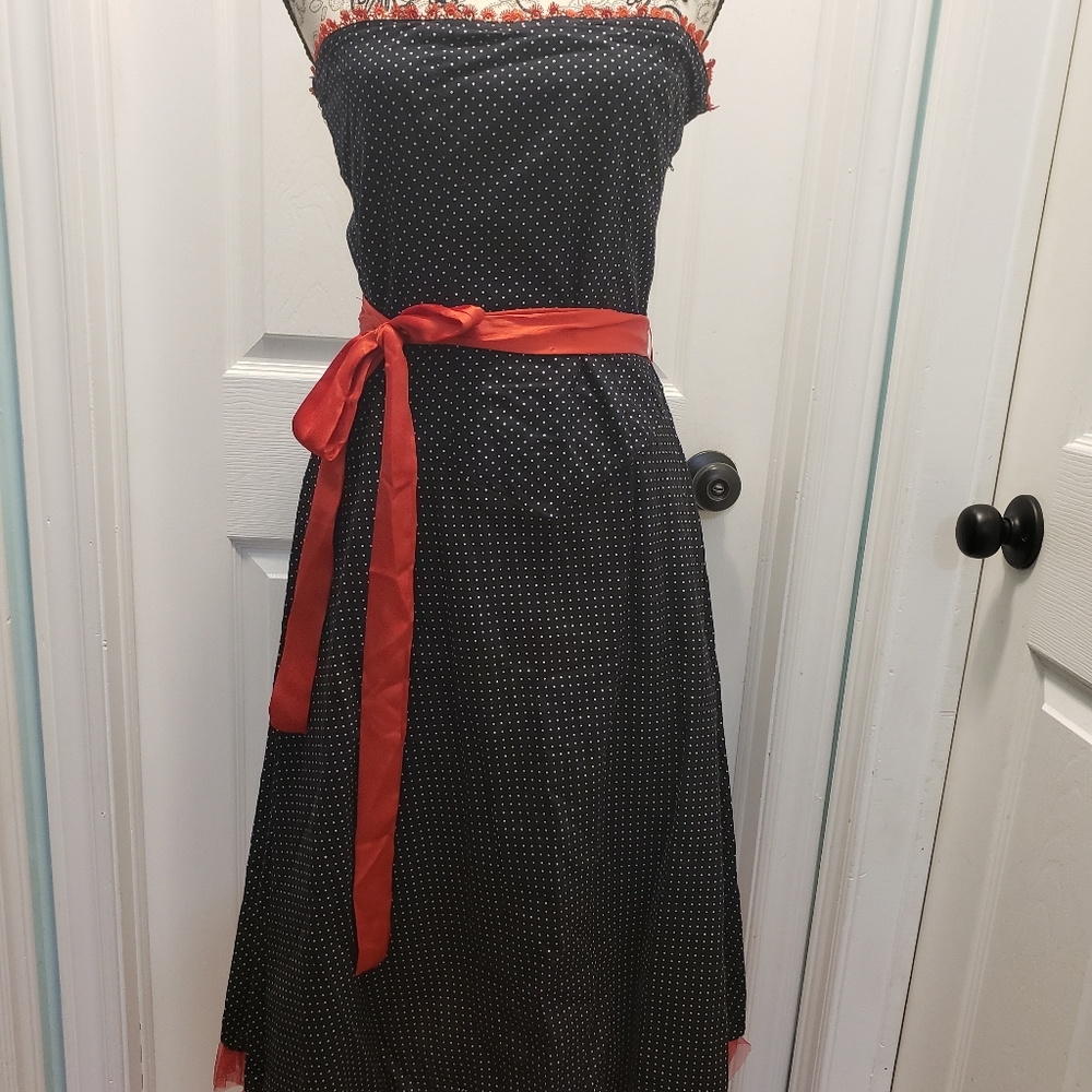 Strapless dress
